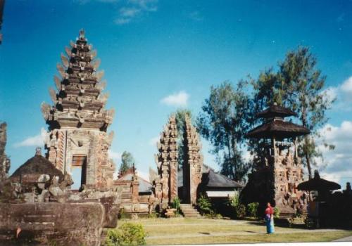 Pura Pancering Jagat